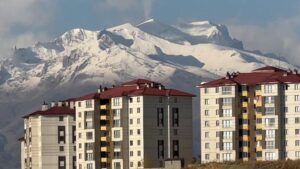 Erzincan Bölgesinde Hava Durumu: Yağışlar Karla Karışık ve Soğuk Hava Etkisini Sürdürüyor