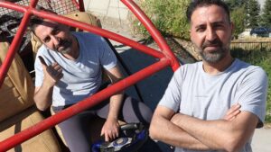 Eskişehirli Fırat Eyüpoğlu’nun 28 Günde İcat Ettiği 370 Kilometre Yeteneğindeki Hurdacılardan Toplanan Malzemelerle Üretilen Kendi Kendine Yetebilen Araç