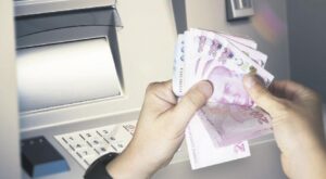 Finansal İstikrar İçin Yeni Adımlar: Dünya ve Türkiye Makroekonomik Görünümünün Değerlendirilmesi
