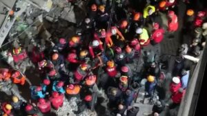 Gebze’de 7 Katlı Binanın Enkazında Ailenin Trajik Sonu ve Arama Kurtarma Süreci