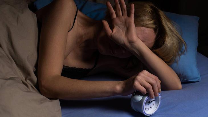 Geceleri Uyanmaları Azaltan ve Uykuyu Yeniden Düzenleyen Pratik Rehber