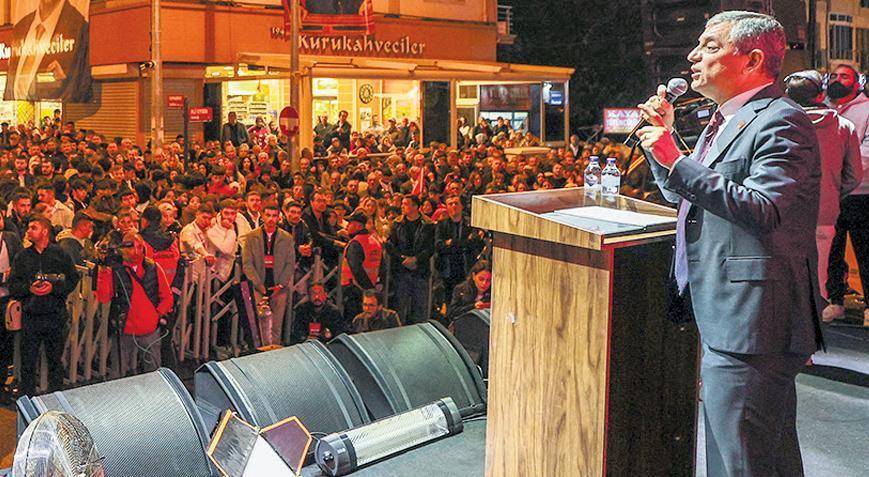 Geleceğe Yürüyoruz: Güçlü Millet, Temiz Siyaset ve Özgürleşen Türkiye