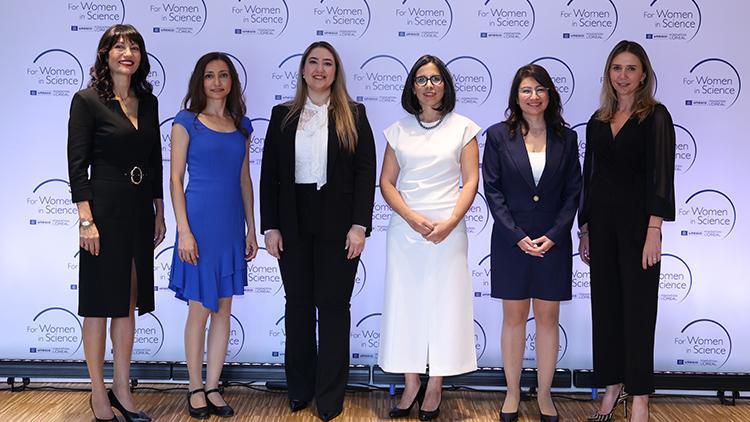 Geleceği Şekillendiren Bilim Kadınları: Ödüllü Çalışmalar ve İlham Veren Yaşam Öyküleri