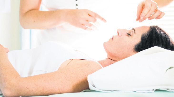 Hipnozla Doğuma Odaklanan Yeni Yaklaşımlar: Anne Kaygısı, Ağrı ve Sezaryen Oranları Üzerindeki Etkiler