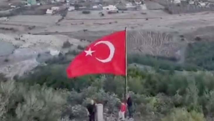 İslahiye Dağlarında Cumhuriyet Bayrağı 1100 Metrede Yükseldi