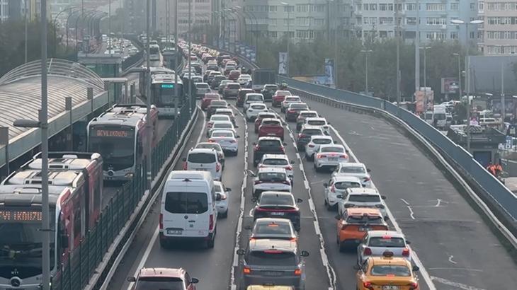 İstanbul’da Depremin Ardından Yol Durumu ve Trafik Yoğunluğu Güncellemesi