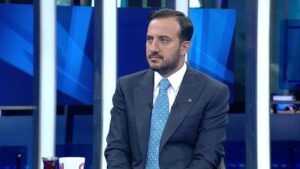 İstanbul’un Ulaşım Sorunları ve Finansmanındaki İddialar: Özdemir’in CNN Türk Açıklamaları