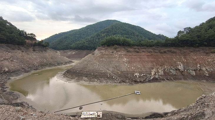 İzmir’de Barajlarda Su Seviyesi Alarm Veriyor: Kuraklık İçme Suyunu Tehdit Ediyor