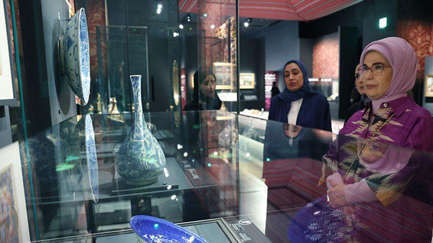 Katar Ziyaretinde Emine Erdoğan’dan İslam Eserleri Müzesi’nde Sofra Kültürü Vurgusu