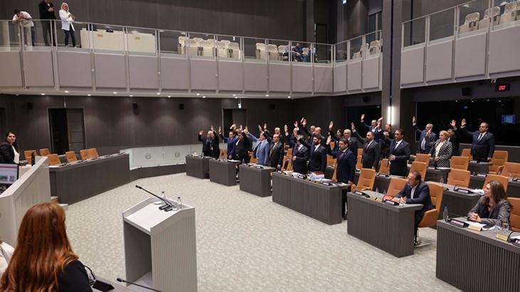 Kıbrıs Sorununa İki Devletli Çözüm Kararı: Meclis Oylaması ve Ardındaki Tartışmalar