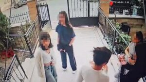 Konya Meram’da 5 Kız Öğrencinin Z.D.K. Evinin Kapısına Dayanması ve Kamera Kayıtları