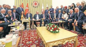 Kulislerden Yansıyan Liderler Zirvesi: İttifak Tartışmaları ve Tepkiler