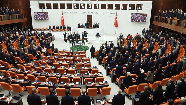 Meclis İçinde Protestolar ve Meşruiyet Üzerine Tartışmalar: Parlamenter Dayatmalar ve İç Tutumlar