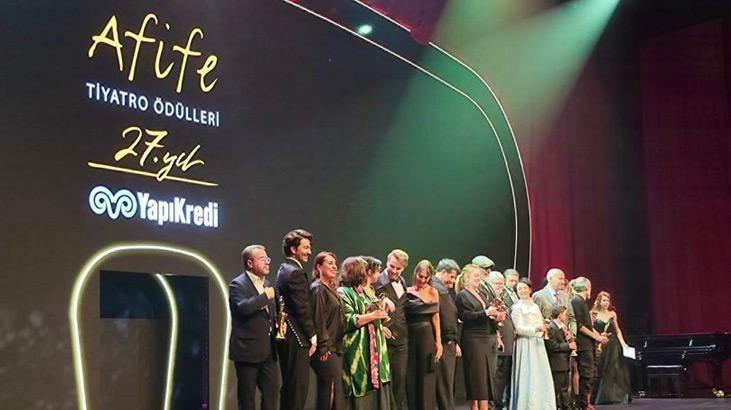 Medea Material: Devlet Tiyatroları’ndan Tarihsel Başarı ve 5 Ödül Hikayesi