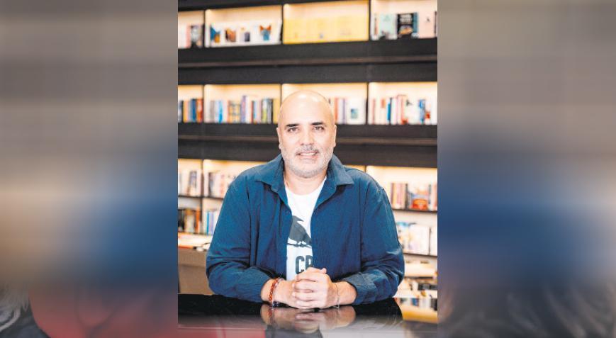 Meşhur ve Direnişin Dili: Kalbin Durduğu Bütün Zamanlar Üzerine Bir İnceleme