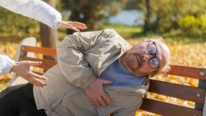 Mevsim Değişikliğinde Kalp Sağlığı İçin Pratik Rehber: Sonbaharı Fırsata Çevirin