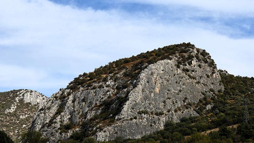 Osmanlı Kuruluş Coğrafyasının İzinde: Çadırlı Kalesi ve Sakarya Seferi Üzerine Yeni Bulgular