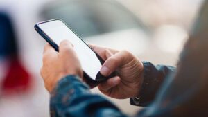 Resmi Gazete’de Yürürlüğe Giren Telefon ÖTV Düzenlemesi: Matrah Artışı ve İndirime Yol Açan Değişiklikler