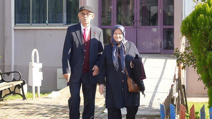 Şehit Pilotin Ailesi Cumhuriyet Bayramı Coşkusunu Yerinde Yaşadı: Başkana Sürpriz Ziyaret