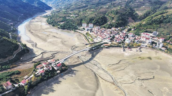 Suat Uğurlu Barajı’nın Boşalan Gölü ve Çevresindeki Ekolojik Belirsizlik