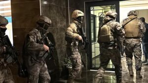 Türkiye genelinde 7 ilde organize suç operasyonu: 78 zanlı yakalandı