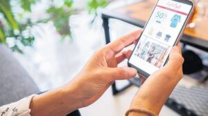 Türkiye’de E-Ticaret 2024: Sektörel Dağılım, Harcama Eğilimleri ve Zamanı