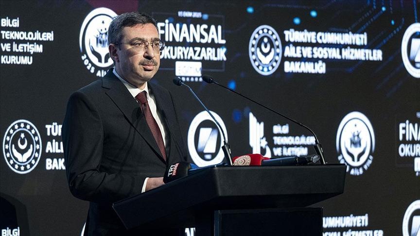 Türkiye’de Finansal Okuryazarlık ve Kadın Güçlenmesi: Kararlı Adımlar ve Yeni Projeler