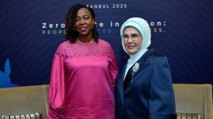 Uluslararası Sıfır Atık Forumu Çerçevesinde Emine Erdoğan’ın Bio Ailesiyle Görüşmesi