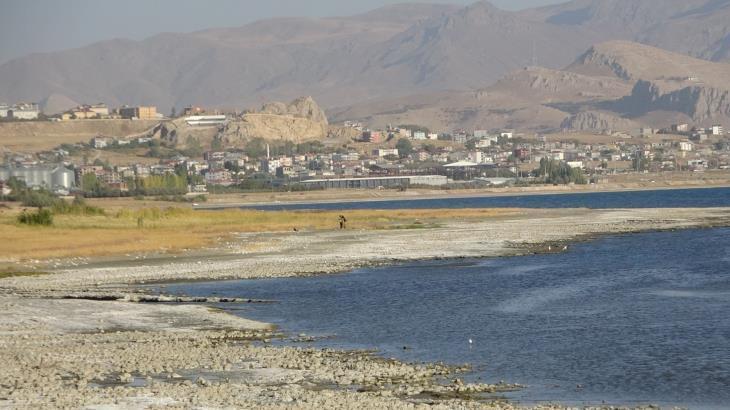 Van Gölü Havzası’nda Su ve İklim Dengesine Yönelik Acil Uyarı: Değişen Doğal Denge