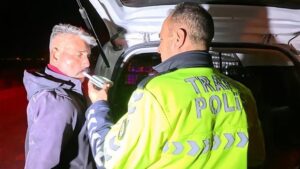 Yasadışı Alkollü Trafik: Aksaray’da 5 Kat Fazla İçen Sürücü ve Gazeteci Tehdit Olayı