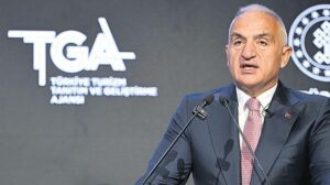 2025 Türkiye Turizm Verileri: Gelen Turist Sayısı ve Gelirde Yeni Rekorlar