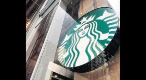 ABD’de Büyüyen Çalışan Grevi: Starbucks İşçilerinin Tarihi Eylemi ve Sendikal Tartışmalar