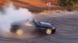 Afşin’de Drift Yapan Sürücüye 48 Bin 559 TL’lik Para Cezası ve Adli Soruşturma