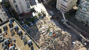 Alpargün Apartmanı Davasında Cezada Yeniden Yolduruluş ve Ailenin Kabir Ziyaretleri