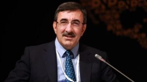 Cevdet Yılmaz: Enflasyonla Mücadelede Çok Yönlü Strateji ve 2027 Hedefleri