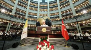 Cumhurbaşkanı Erdoğan ve Papa 14. Leo’nun Görüşmesi: Cihannüma Salonu ve Küresel Barış Mesajları