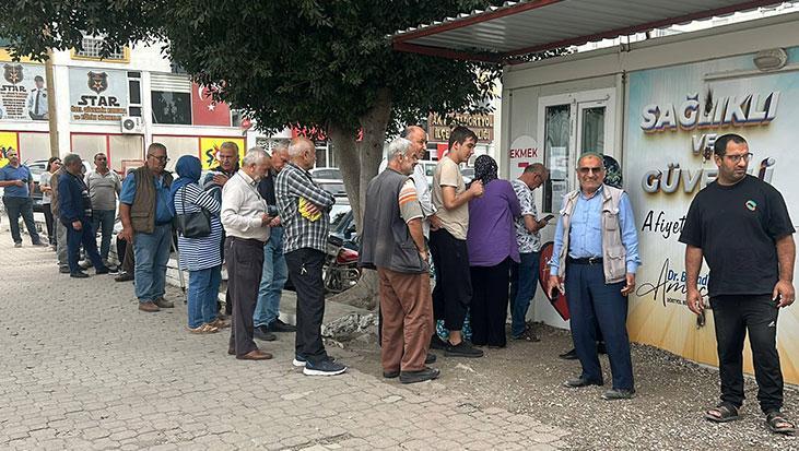 Dörtyol’da Halk Ekmek 7 TL, Fırınlarda Aynı Ekmek 15 TL: Vatandaşlar Uygulamayı Destekliyor