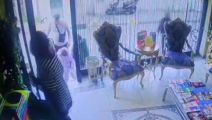 Gıda Zehirlenmesi Vakasında Yeni Gelişmeler: Aileye Yolu Götüren Taksi Şoförü Anlatıyor