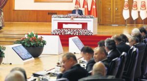 İmralı Ziyareti Gündemi: Komisyonun Karar Belirleme Stratejileri ve Parti Yaklaşımları