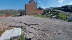 İzmir Kent Jeolojisi Kolokyumu Sonuç Bildirgesi: Sürdürülebilir Su Yönetiminden Deprem Stratejilerine Bakı
