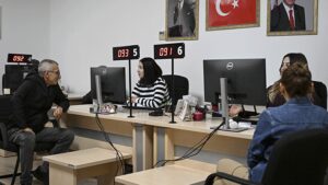 Kamu Üniversiteli İzin Politikalarında Genel Tatil ve Yıllık İzin Uyumutları: KDK Kararları ve Uygulama Tavsiyeleri