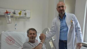 Kardiyovasküler Mucize: 35 Dakika Kalp Masajı ve Soğutma Tedavisiyle Yaşama Dönüş