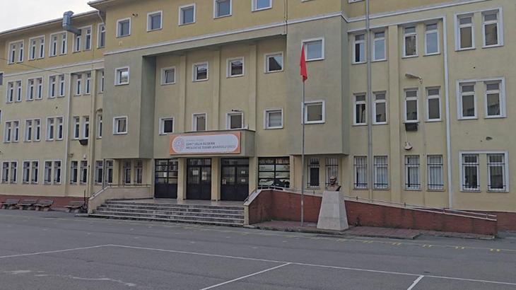 Kartal’da Lisede Yaşanan Olayda Genç Öğrenci Darp Nedeniyle Hayatını Kaybetti