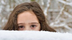 Kış Yoğunluğunda Göz Sağlığı: Kuruluk, Enfeksiyonlar ve Güneş Yansıması