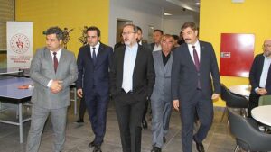 Kula Ziyaretleri: Kasapoğlu Esnaf ve Gençlik Projelerini Değerlendirdi