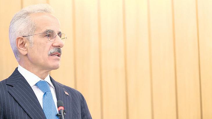 Londra’da IMO Genel Kurulu Sonrası Uraloğlu’ndan Denizcilik ve Ulaştırma Temelli İşbirliği Açıklamaları