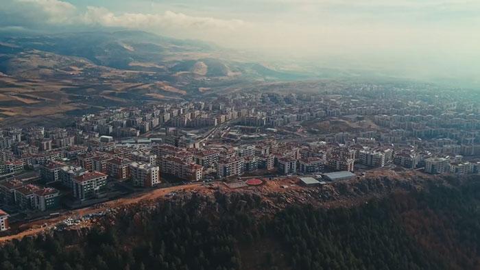 Memleket Aşkıyla 350 Bin Yuva Tamam Projesi: Adıyaman’da Başlayan ve Türkiye’ye Yayılan Yeniden İnşa Hikayesi