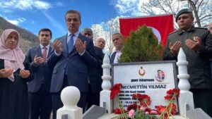 Necmettin Yılmaz: Şehit Öğretmenin Anısına Adanmış Bir Vatan Sevgisi