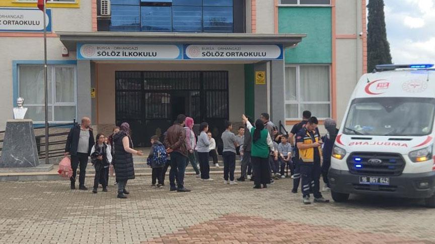 Sölöz Ortaokulunda Öğle Yemeği Sonrası Şiddetli Karın Ağrısı Vakası ve Tahliye