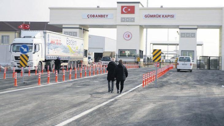 Suriye’ye İkinci El Araç Sevkıyatında Gümrük Krizi ve Türkiye’nin Müdahalesi